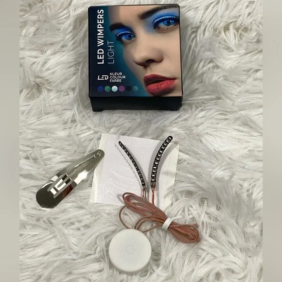 Red LED Light Up Eyelashes Eyeliner Body Jewelry Makeup Stick On 7 Light Modes - Picture 6 of 11